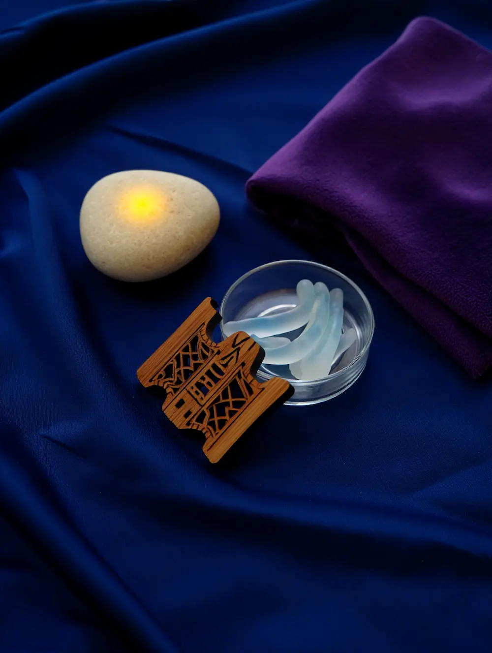 Touch & Texture Toolkit: Finding Your Tactile Calm | NeurodiverseNights Blog illustration